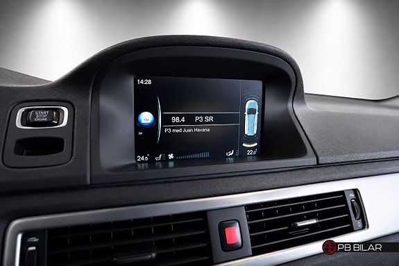 Volvo XC70 22 of 26