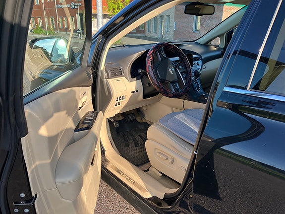 Lexus RX450h 6 of 7
