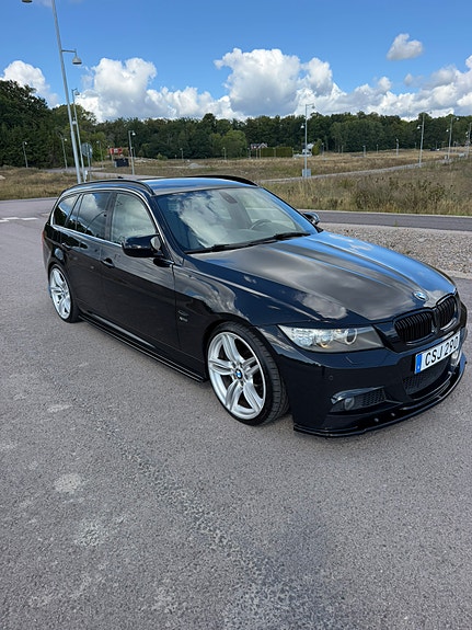 BMW 330d 9 of 16