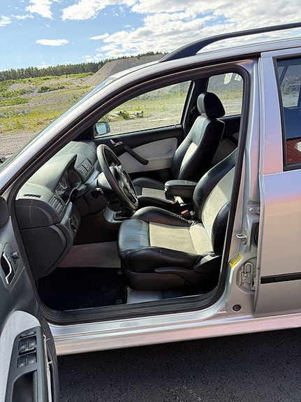 Skoda Octavia 10 of 27