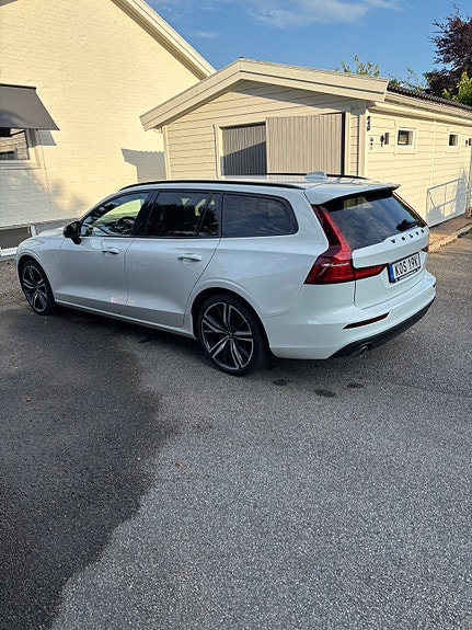 Volvo V60 5 of 10