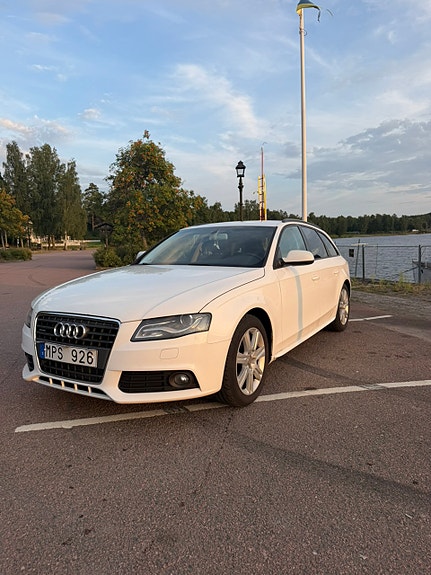 Audi A4 3 of 10