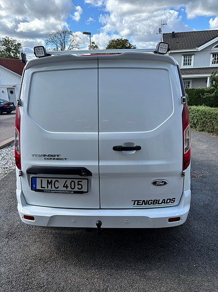 Ford Transit Connect 4 of 9