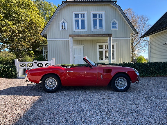 Triumph Spitfire 2 of 19