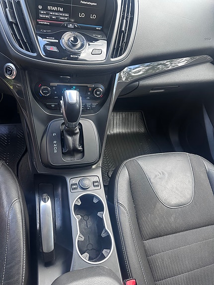 Ford Kuga 7 of 13