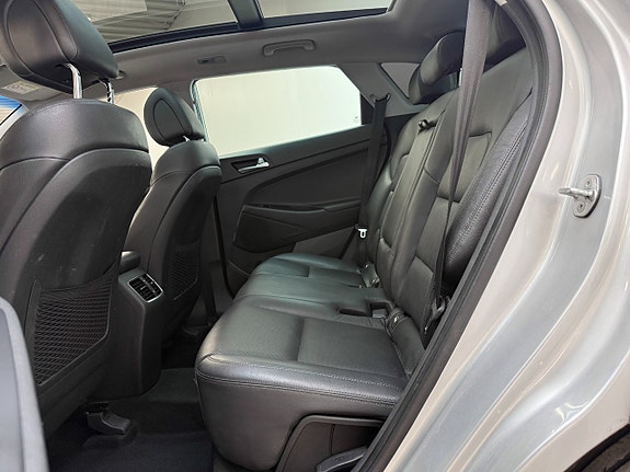 Hyundai Tucson 14 of 30