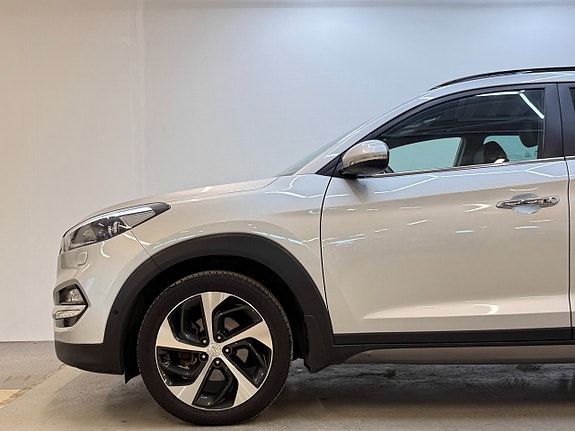 Hyundai Tucson 10 of 30