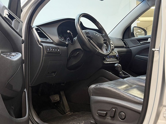Hyundai Tucson 12 of 30