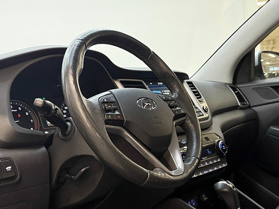 Hyundai Tucson 18 of 30
