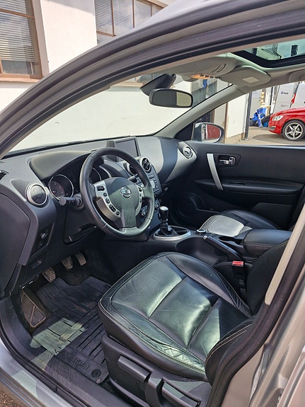 Nissan Qashqai+2 6 of 8