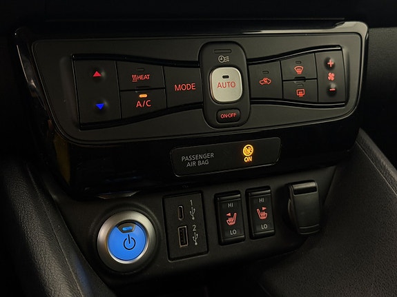 Nissan Leaf 21 of 30