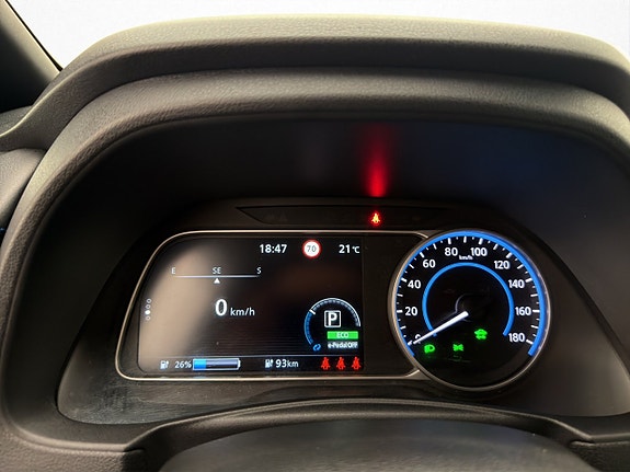 Nissan Leaf 15 of 30