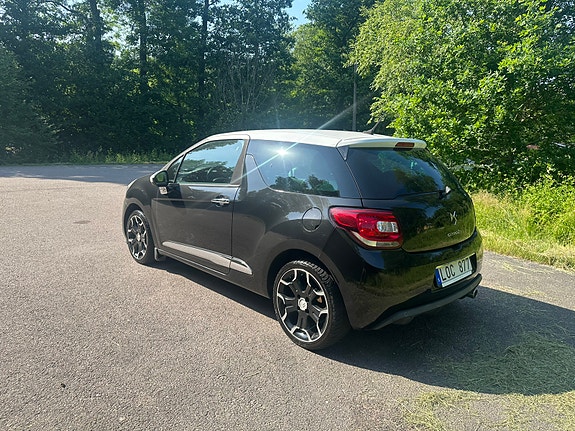 Citroen DS3 4 of 10