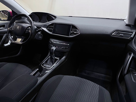 Peugeot 308 12 of 25