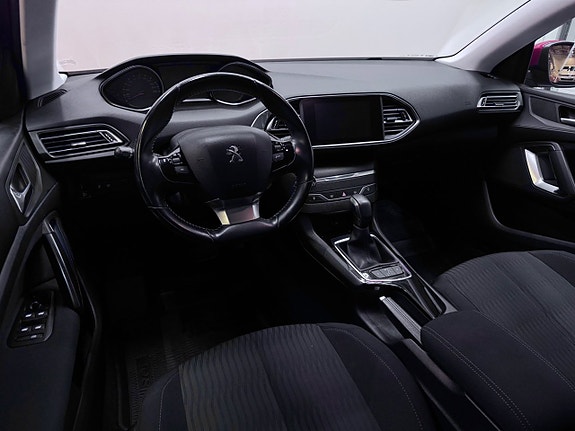 Peugeot 308 11 of 25