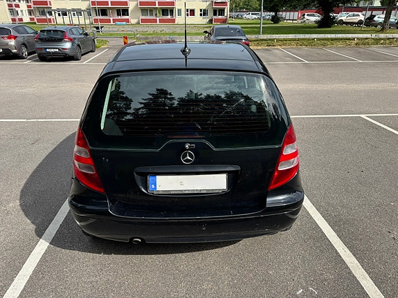 Mercedes-Benz A170 5 of 10