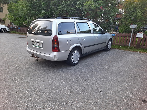 Opel Astra 3 of 6