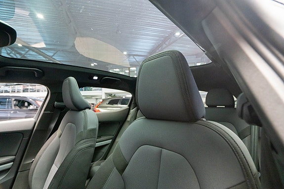 Polestar 2 13 of 28
