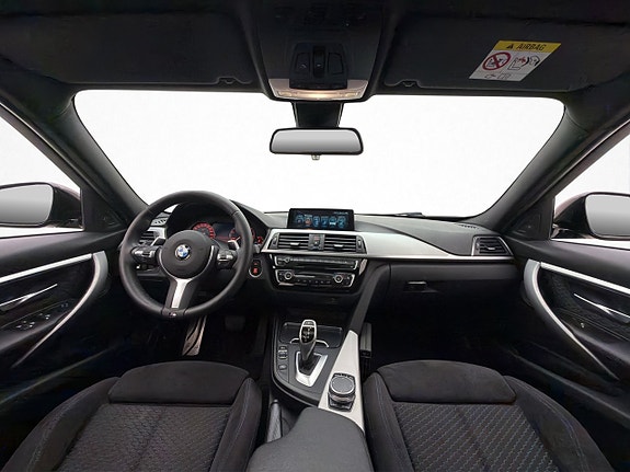 BMW 320d 11 of 30