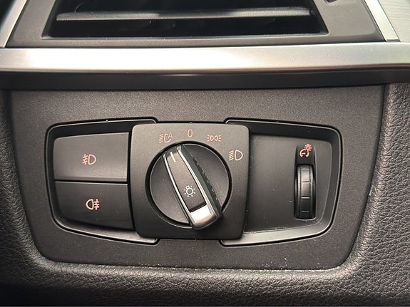 BMW 320d 29 of 30