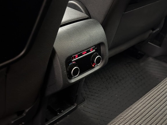 Volkswagen Sharan 29 of 30