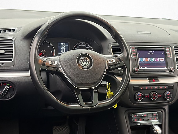 Volkswagen Sharan 12 of 30