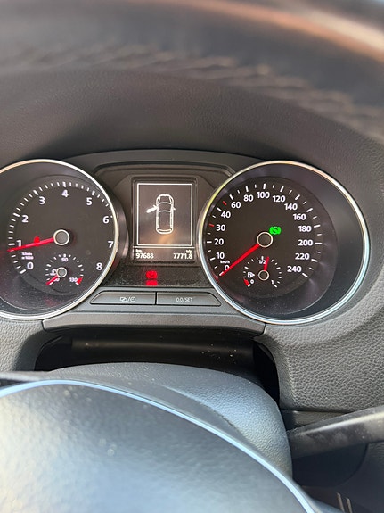 Volkswagen Polo 11 of 13