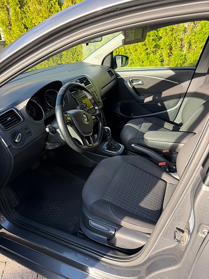 Volkswagen Polo 8 of 13