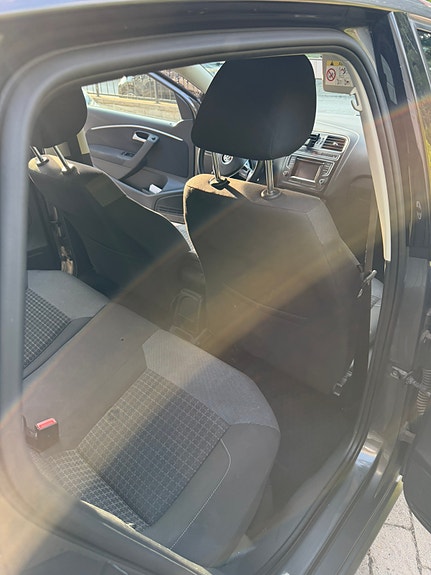 Volkswagen Polo 10 of 13