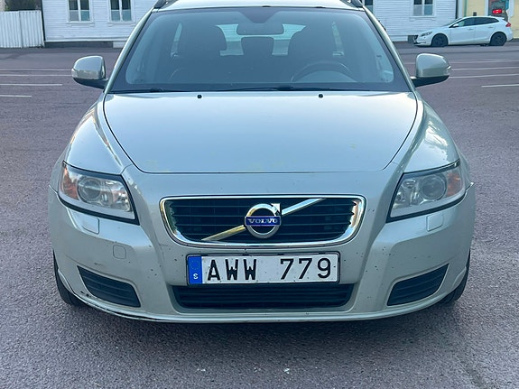 Volvo V50 5 of 8