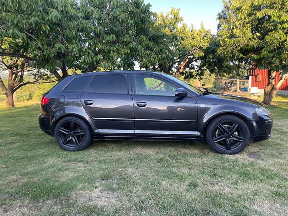 Audi A3 3 of 17