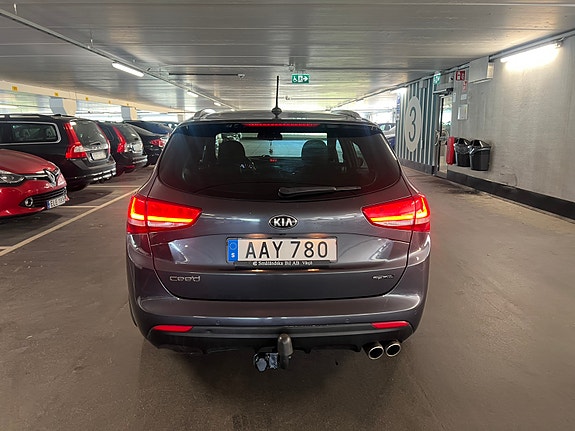 Kia Ceed 3 of 6