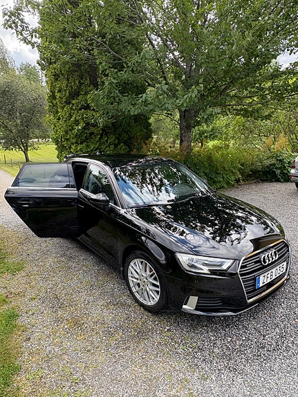 Audi A3 4 of 11