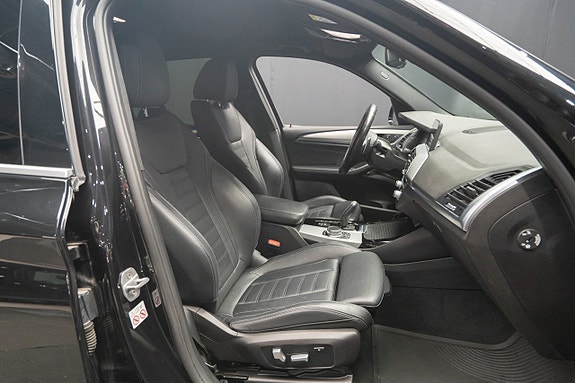 BMW X3 21 of 26