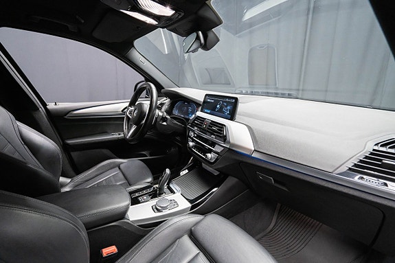 BMW X3 13 of 26