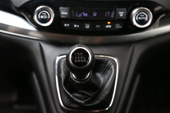Honda CR-V 19 of 28