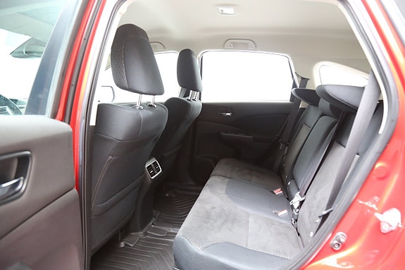 Honda CR-V 25 of 28