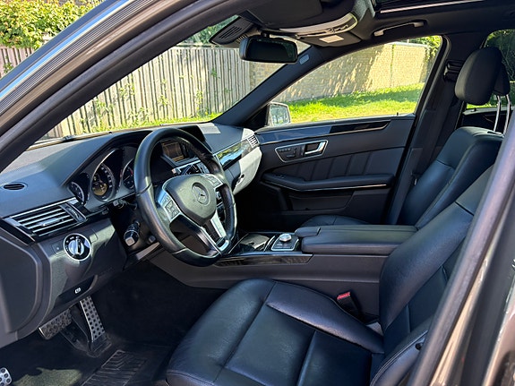 Mercedes-Benz E350 6 of 7