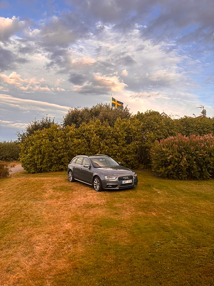 Audi A4 10 of 10