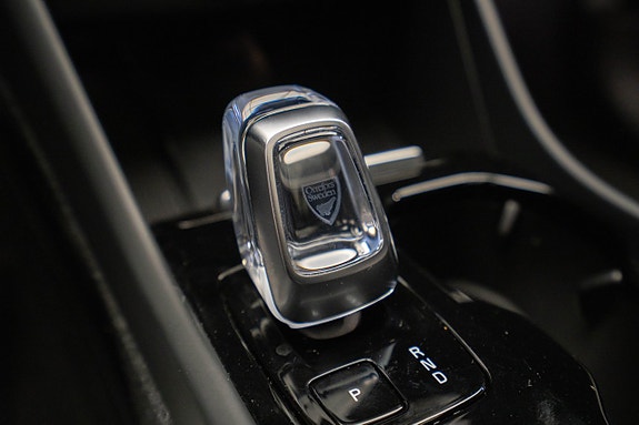 Volvo C40 14 of 25