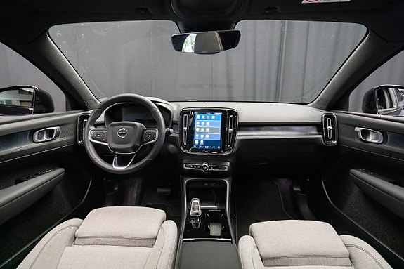 Volvo C40 12 of 25