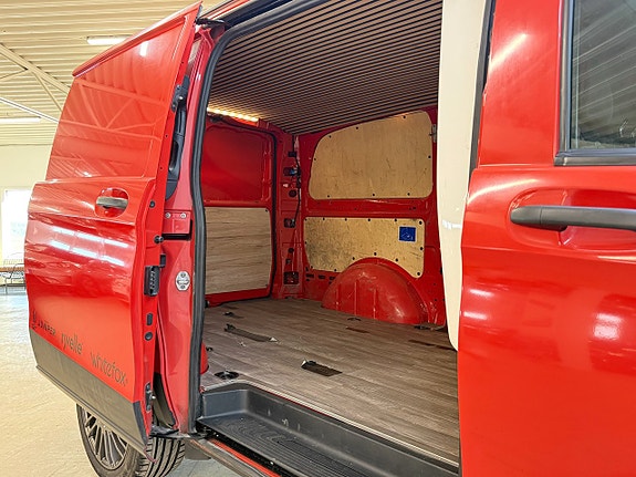Mercedes-Benz Vito 111 13 of 26