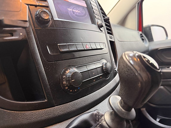 Mercedes-Benz Vito 111 18 of 26