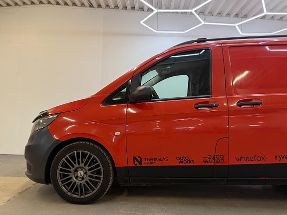 Mercedes-Benz Vito 111 24 of 26