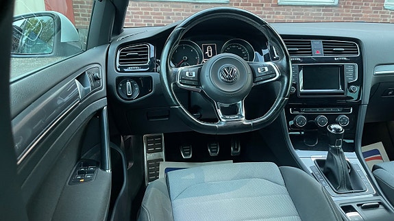 Volkswagen Golf I 13 of 16