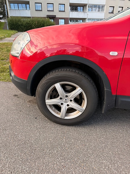 Nissan Qashqai 8 of 15