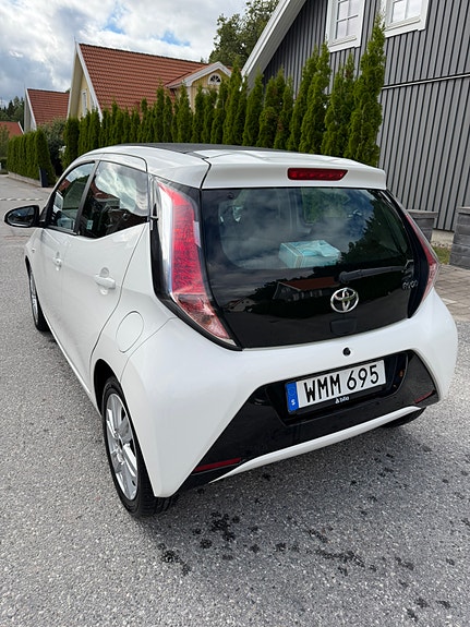 Toyota Aygo 6 of 14