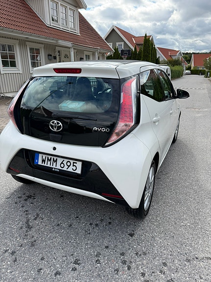 Toyota Aygo 5 of 14