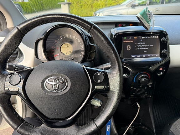 Toyota Aygo 10 of 14