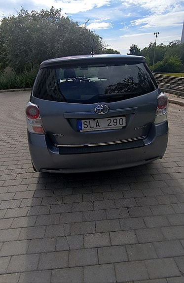 Toyota Verso 3 of 4